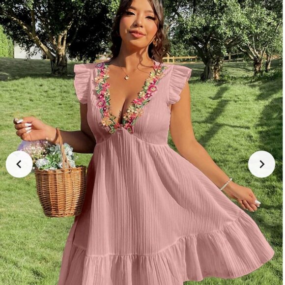 NEW SHEIN Plus 2XL V-Neck Embroidered Trim Textured Holiday Summer Dress Plunge - Picture 1 of 9